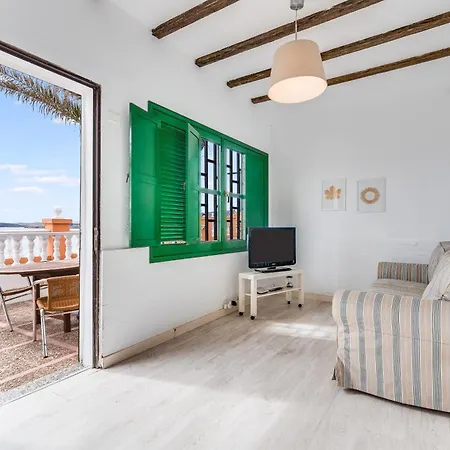 Home2book Bright House Facing The Ocean Taliarte 度假居